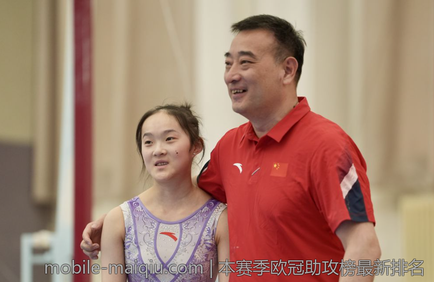 排球运动中的跳发球技巧详解